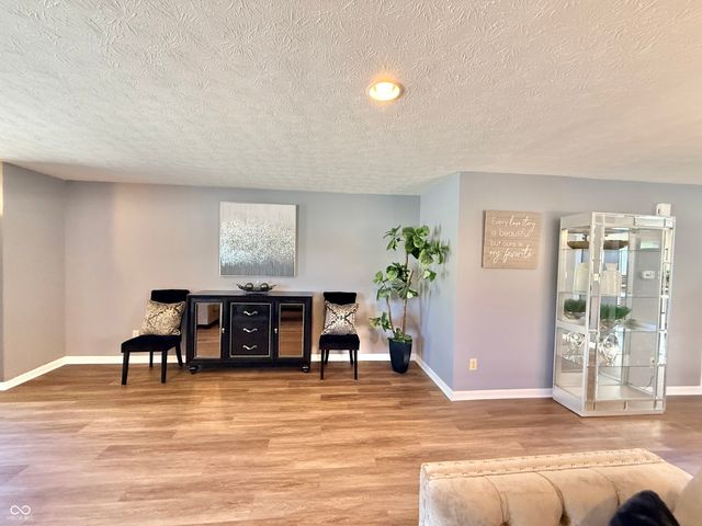 11637 Half Mile Drive, Indianapolis, IN 46235