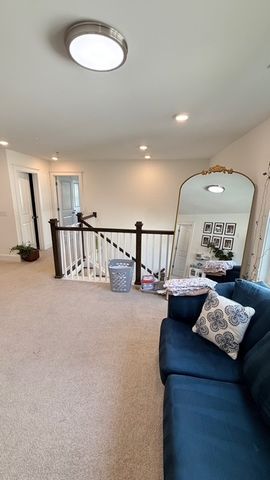 266 Cornice Dr, La Vergne, TN 37086