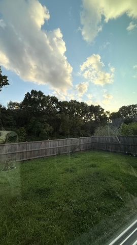 266 Cornice Dr, La Vergne, TN 37086