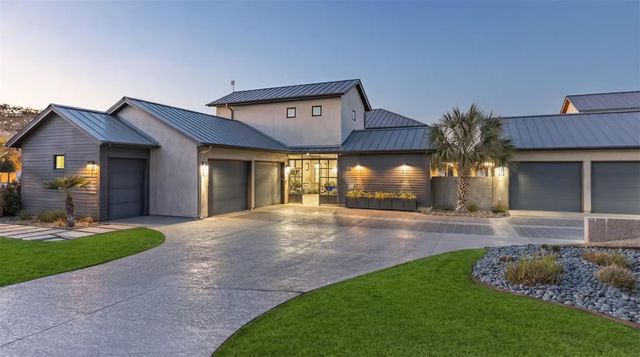 116 Wennmohs PL, Horseshoe Bay, TX 78657