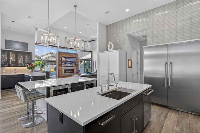 116 Wennmohs PL, Horseshoe Bay, TX 78657