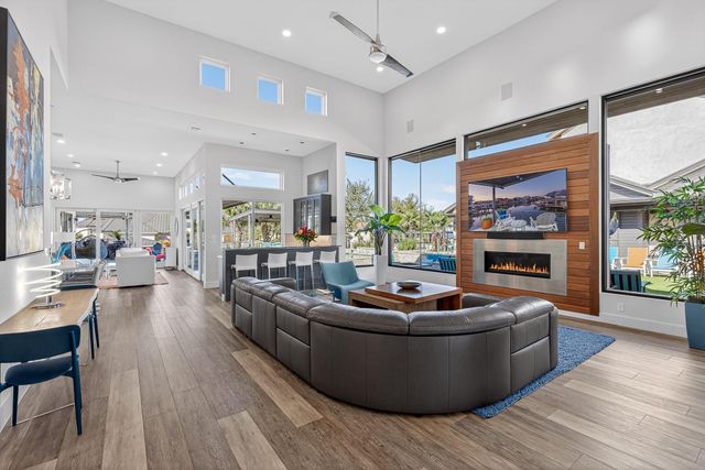 116 Wennmohs PL, Horseshoe Bay, TX 78657