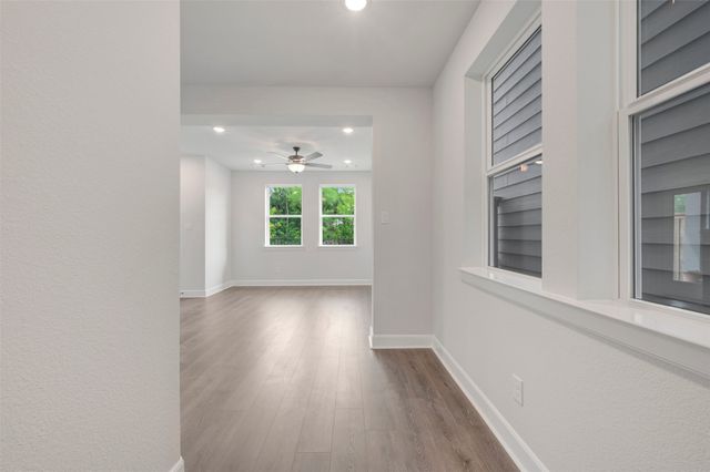 5825 Water Bridge Lane, Fort Worth, TX 76109