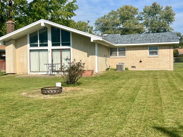 540 E Glenwood Street Street, Springfield, MO 65807