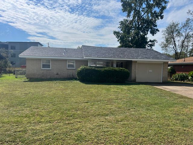 540 E Glenwood Street Street, Springfield, MO 65807