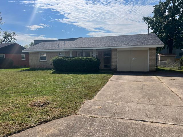 540 E Glenwood Street Street, Springfield, MO 65807