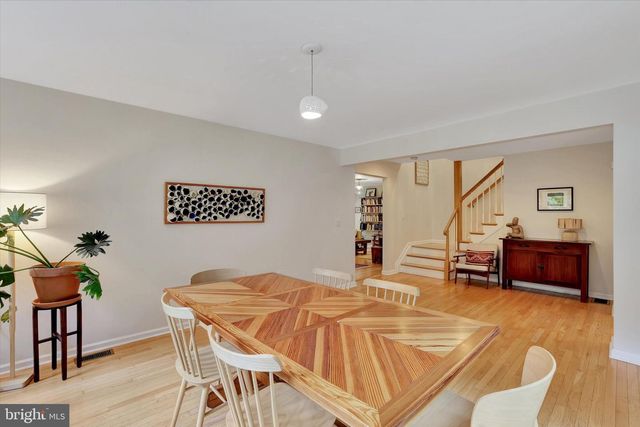 10 CRESTVIEW DR, Hopewell, NJ 08525