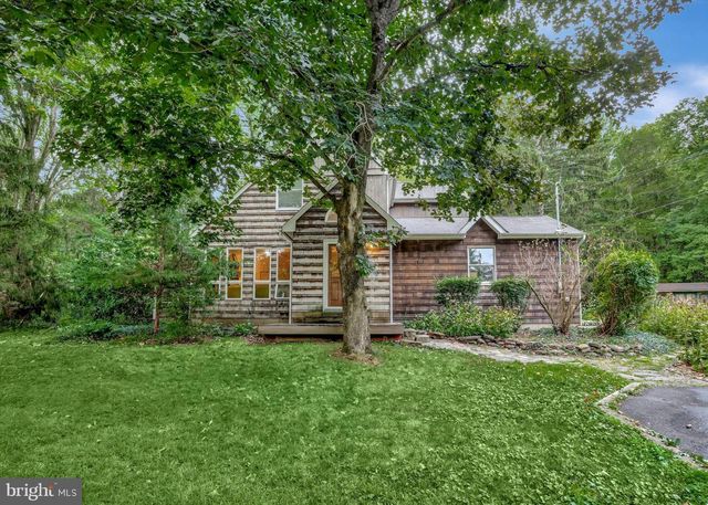 10 CRESTVIEW DR, Hopewell, NJ 08525
