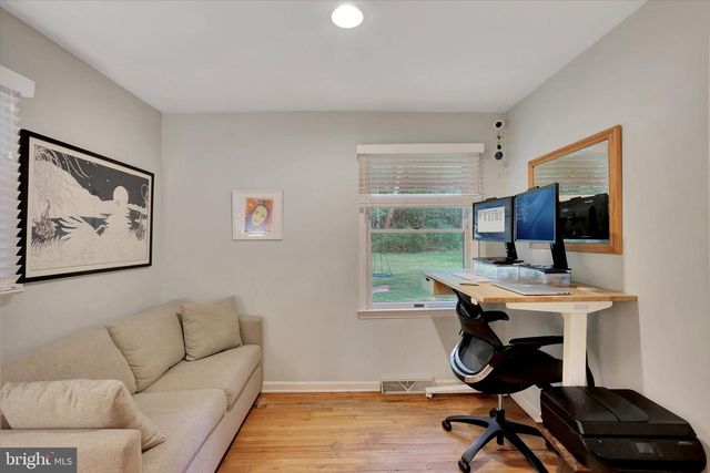 10 CRESTVIEW DR, Hopewell, NJ 08525