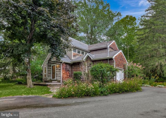 10 CRESTVIEW DR, Hopewell, NJ 08525
