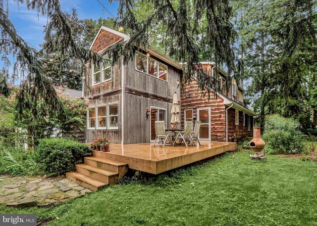 10 CRESTVIEW DR, Hopewell, NJ 08525