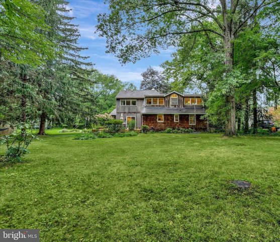 10 CRESTVIEW DR, Hopewell, NJ 08525