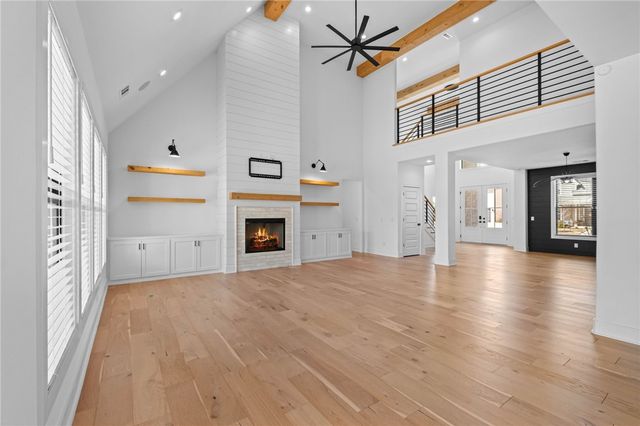 4203 S 87th Place, Bentonville, AR 72713