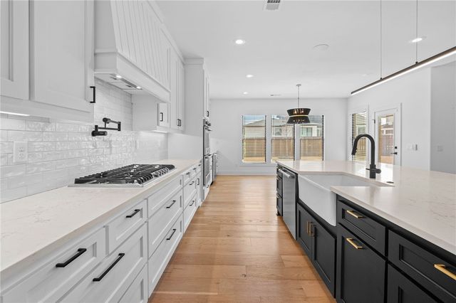 4203 S 87th Place, Bentonville, AR 72713