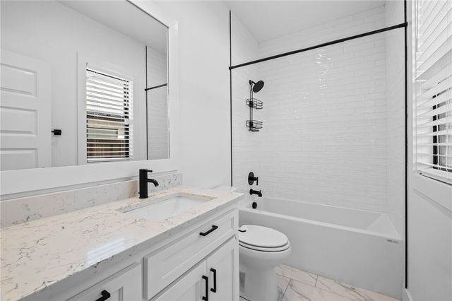 4203 S 87th Place, Bentonville, AR 72713