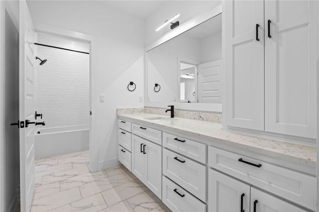 4203 S 87th Place, Bentonville, AR 72713