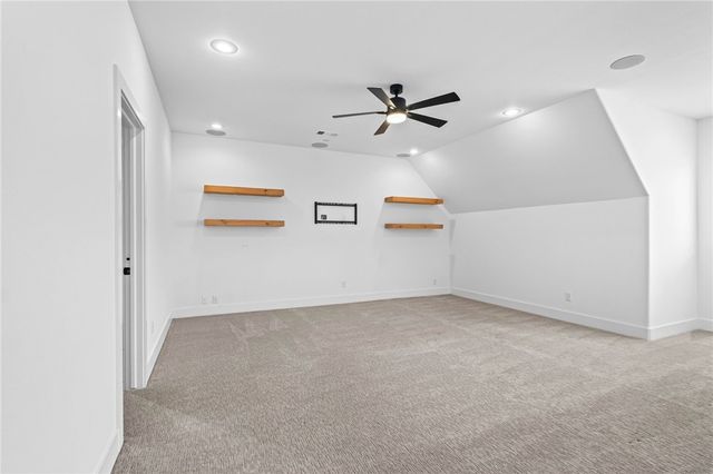 4203 S 87th Place, Bentonville, AR 72713