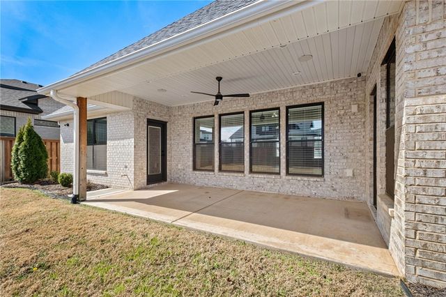 4203 S 87th Place, Bentonville, AR 72713