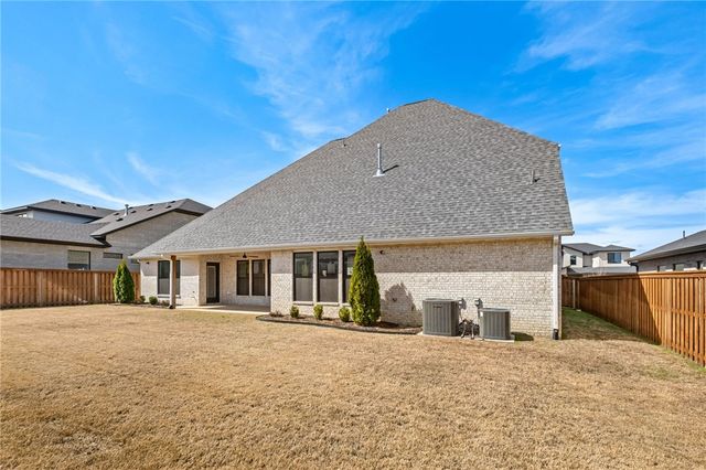 4203 S 87th Place, Bentonville, AR 72713