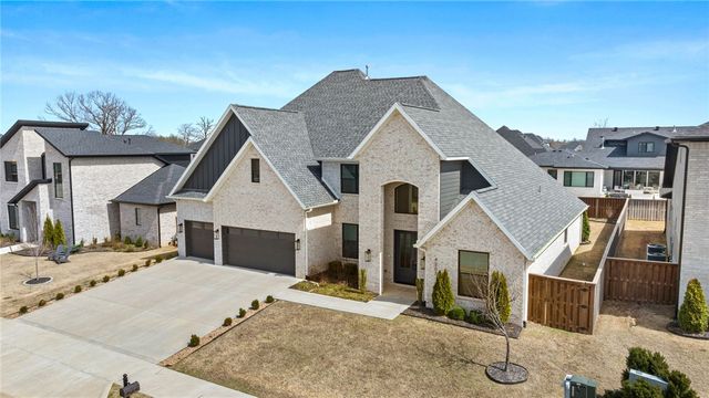 4203 S 87th Place, Bentonville, AR 72713