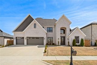 4203 S 87th Place, Bentonville, AR 72713