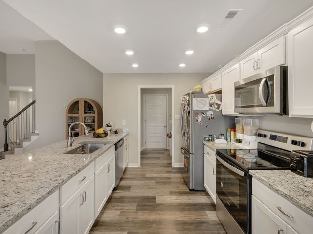 1166 Old Charlotte Trace, Clarksville, TN 37040