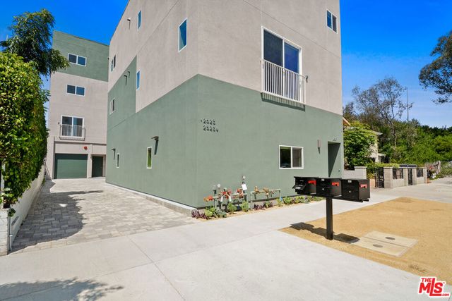 2523 S Orange Drive, Los Angeles, CA 90016