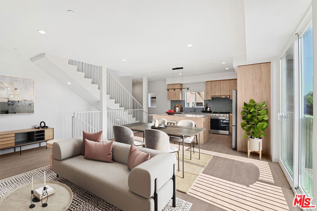 Image 1 of property listing at 2523 S Orange Drive, Los Angeles, CA 90016