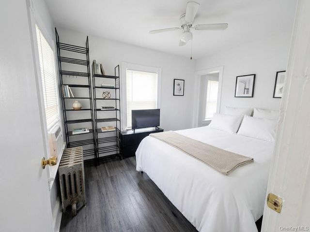 721 S Wellwood Avenue, Lindenhurst, NY 11757
