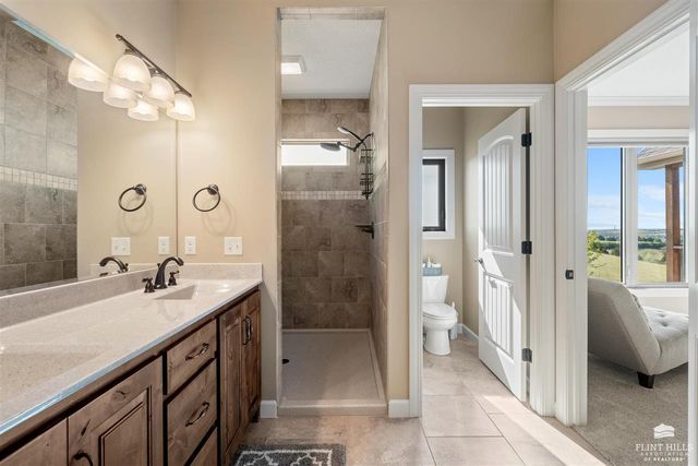 1904 Grand Vista Lane, Manhattan, KS 66503