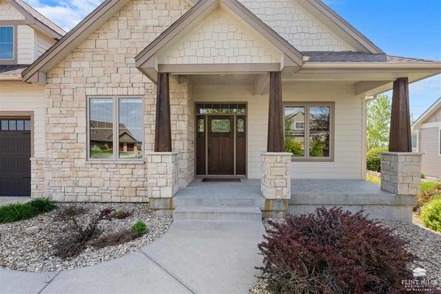 1904 Grand Vista Lane, Manhattan, KS 66503