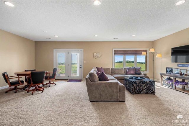 1904 Grand Vista Lane, Manhattan, KS 66503