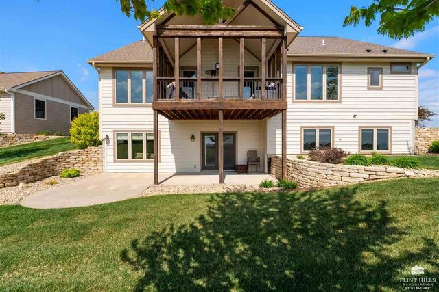 1904 Grand Vista Lane, Manhattan, KS 66503