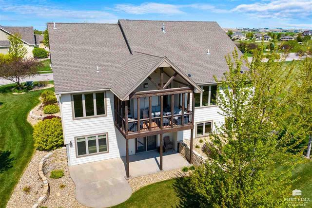 1904 Grand Vista Lane, Manhattan, KS 66503