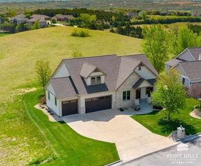 1904 Grand Vista Lane, Manhattan, KS 66503