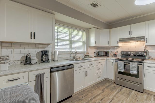 1809 Woodland Dr, Paragould, AR 72450