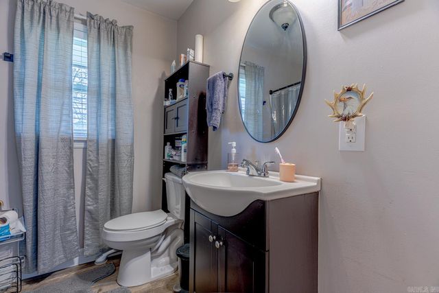 1809 Woodland Dr, Paragould, AR 72450