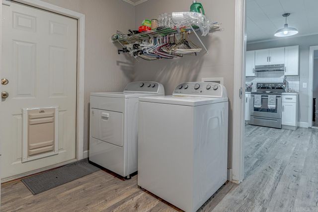 1809 Woodland Dr, Paragould, AR 72450