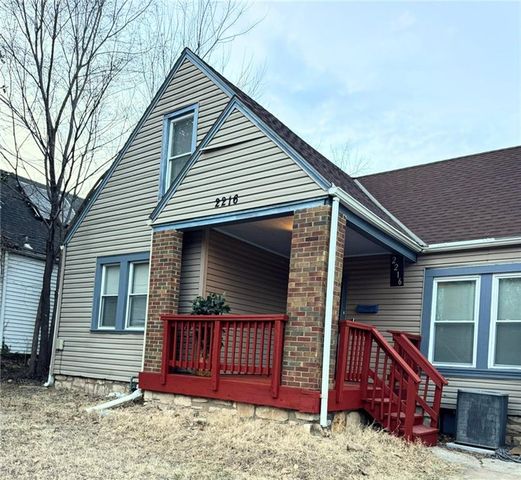 2216 E 72nd Street, Kansas City, MO 64132