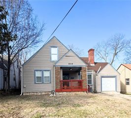 2216 E 72nd Street, Kansas City, MO 64132