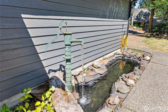 11435 Symes Road NW, Bremerton, WA 98312
