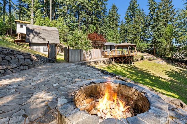 11435 Symes Road NW, Bremerton, WA 98312