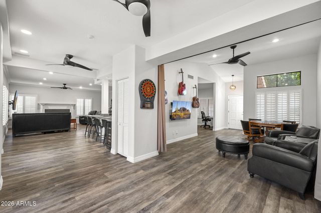 14048 S 40TH Street, Phoenix, AZ 85044