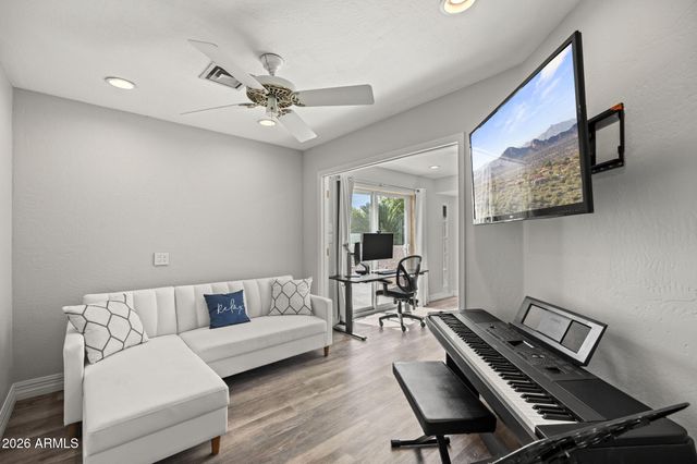 14048 S 40TH Street, Phoenix, AZ 85044