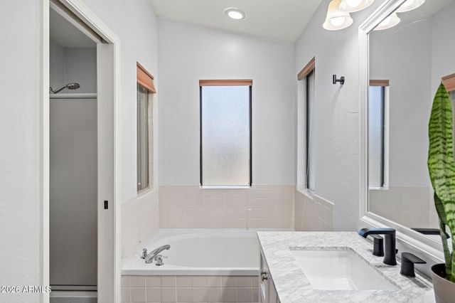 14048 S 40TH Street, Phoenix, AZ 85044