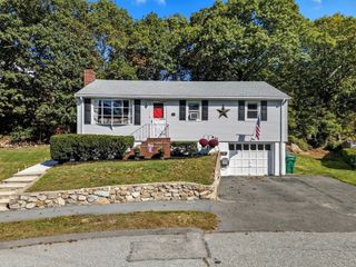 35 Oak Ridge Circle, Lynn, MA 01904