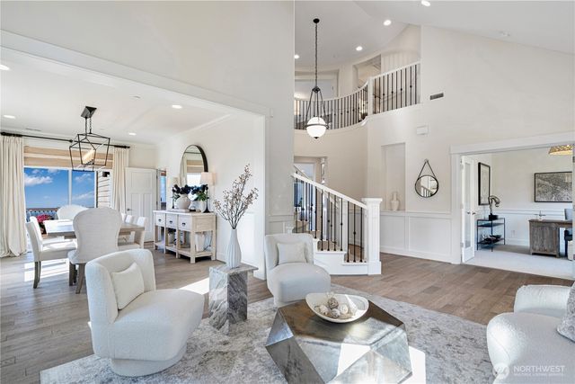 7049 171st Avenue SE, Bellevue, WA 98006