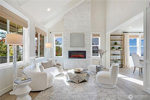 7049 171st Avenue SE, Bellevue, WA 98006