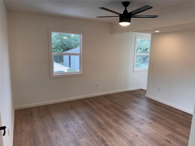 3714 S Crysler Avenue, Independence, MO 64055