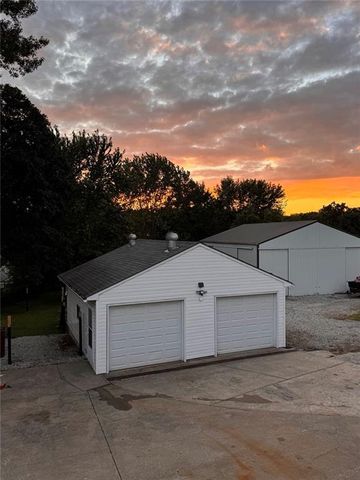 3714 S Crysler Avenue, Independence, MO 64055